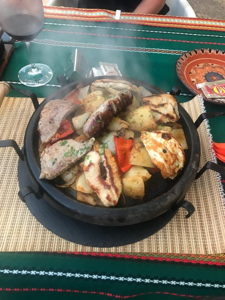 Satch en Galin's Bulgarian Restaurant