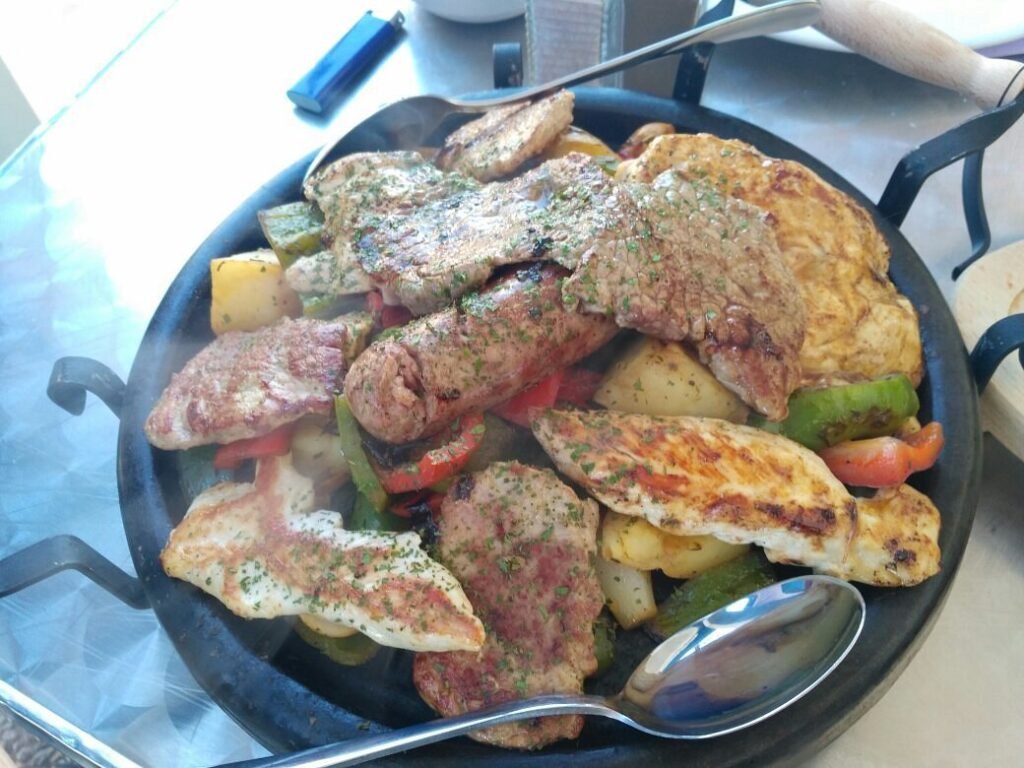 Satch en Galin's Bulgarian Restaurant
