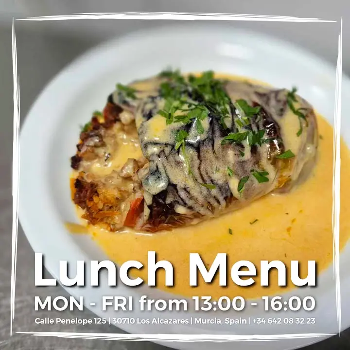 Ven a disfrutar de nuestro menú del día de lunes a viernes 👨‍🍳