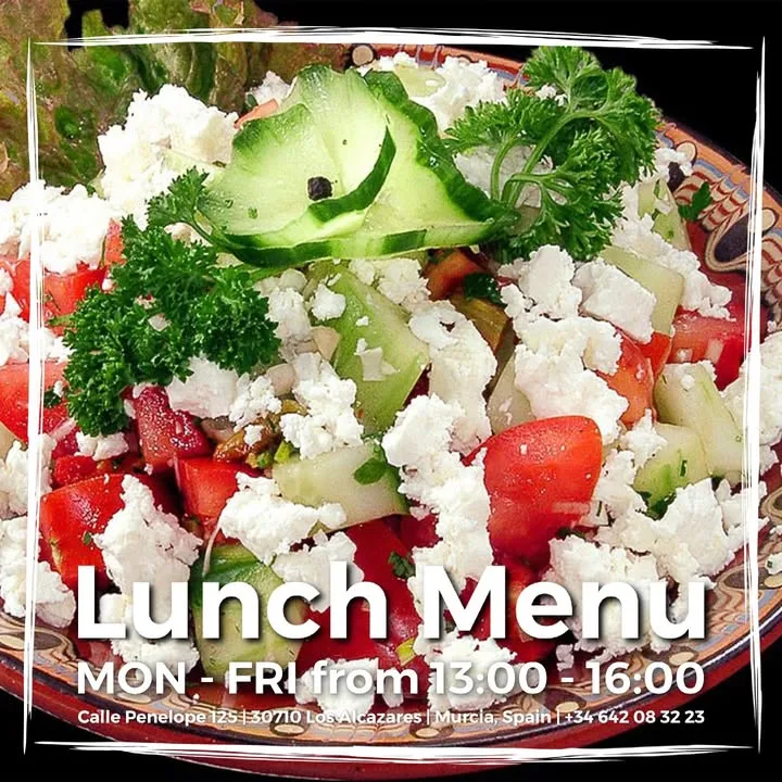 Ven a disfrutar de nuestro menú del día de lunes a viernes 👨‍🍳