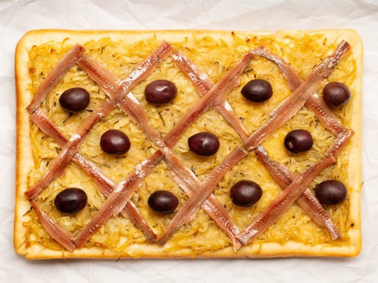 Melody: La comida, ’12 points’: doce picoteos internacionales y un postre para ver Eurovisión | El Comidista | Gastronomía