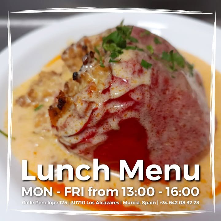 Ven a disfrutar de nuestro menú del día de lunes a viernes 👨‍🍳
