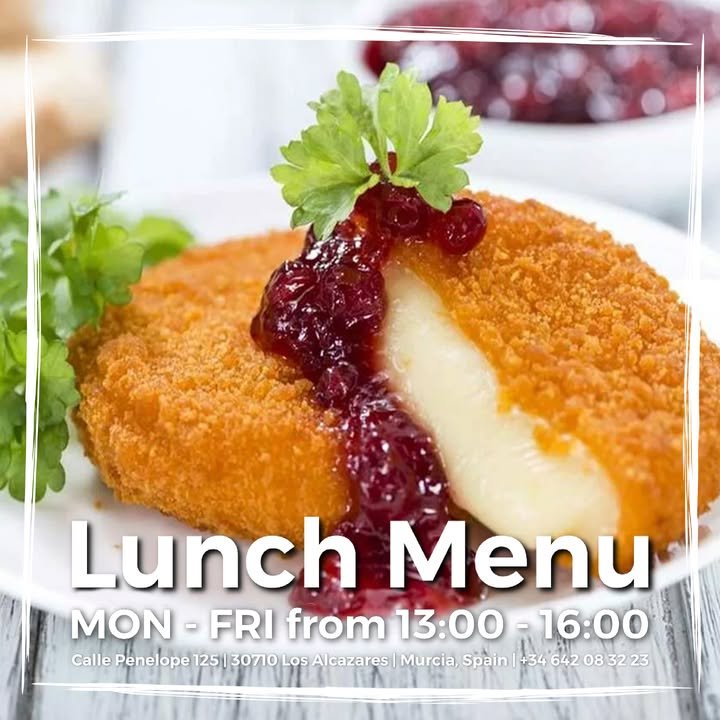 Ven a disfrutar de nuestro menú del día de lunes a viernes 👨‍🍳