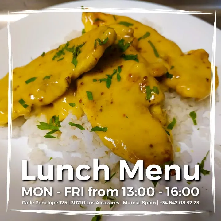 Ven a disfrutar de nuestro menú del día de lunes a viernes 👨‍🍳